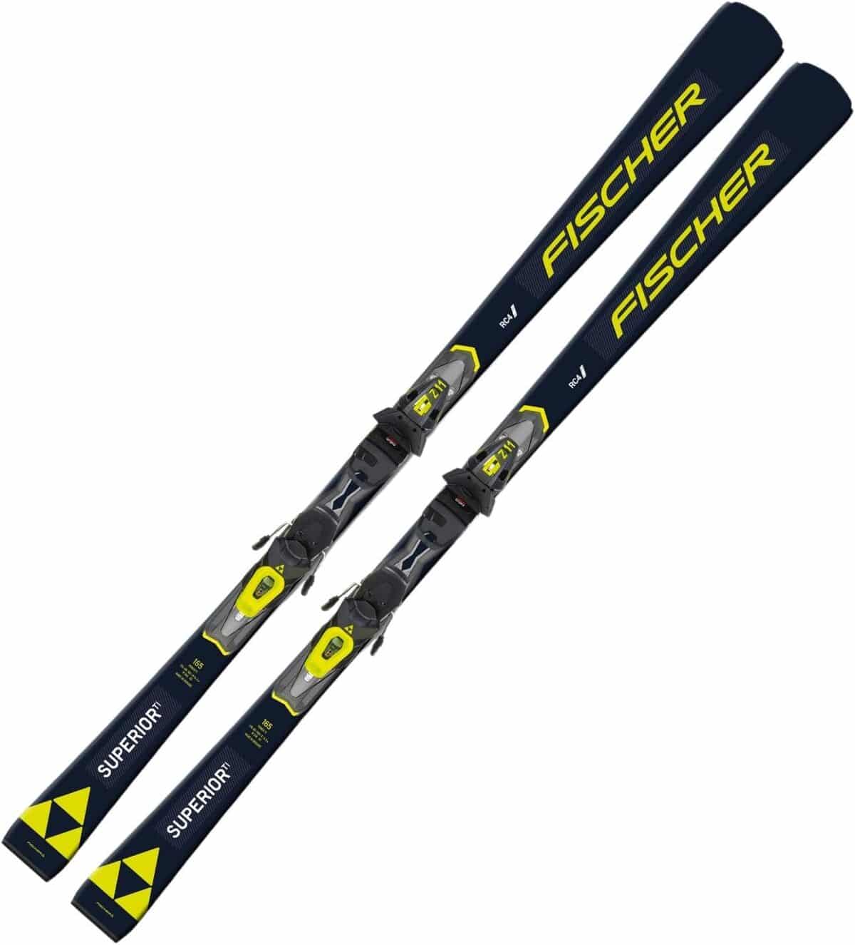 Test des skis Fischer RC4 Superior TI AR 2024 : performance professionnelle sur piste
