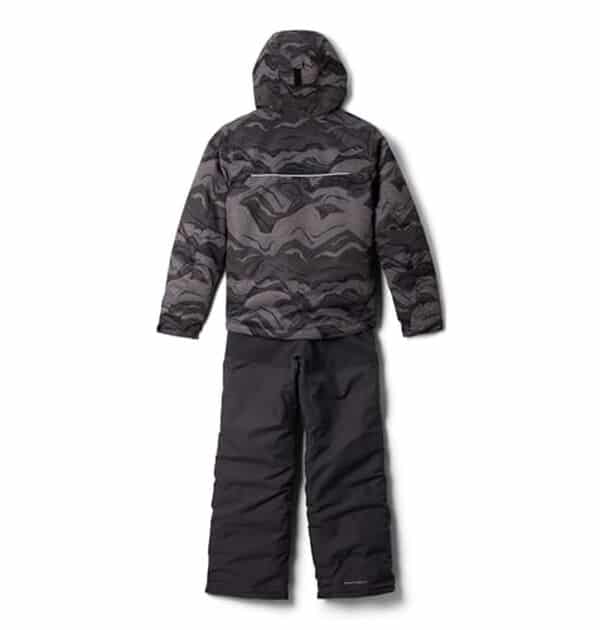 Découvrez le test complet de la combinaison de ski Columbia Buga Set taille M pour enfant : confort, chaleur et style pour des aventures enneigées réussies.