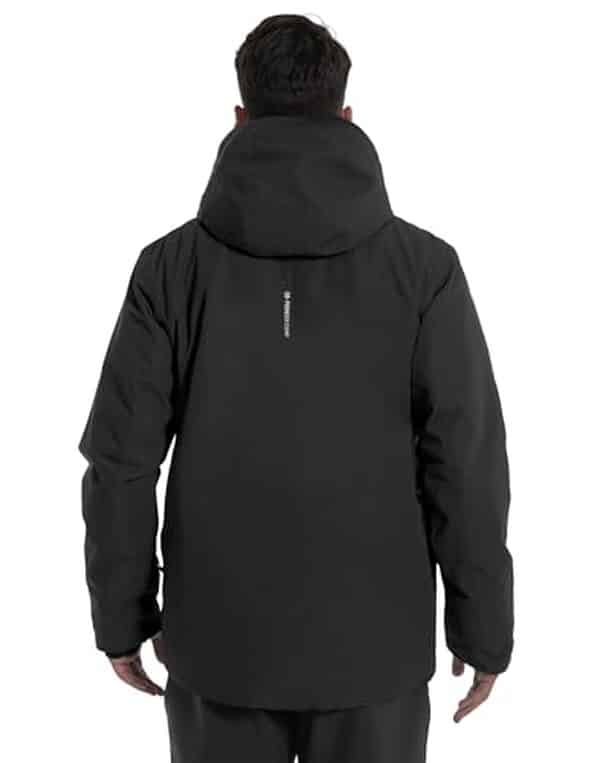 Découvrez notre test détaillé de la veste de ski Pioneer Camp : imperméable, multi-poches et dotée d'une capuche pour vos aventures en montagne.