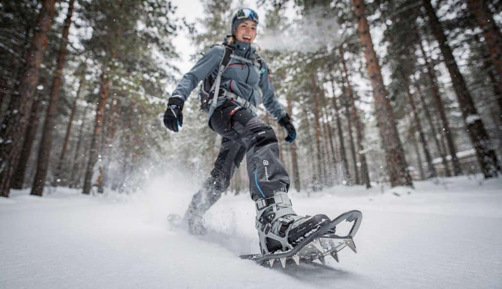 Comparer les raquettes à neige : matériaux et innovations