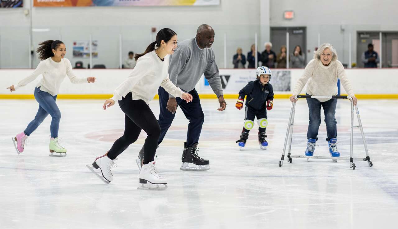 Choisir les patins &agrave; glace adapt&eacute;s pour d&eacute;butants